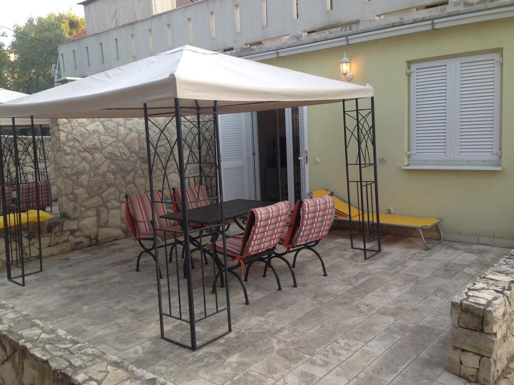 Apartments Casa Nostra Biograd Na Moru Bagian luar foto